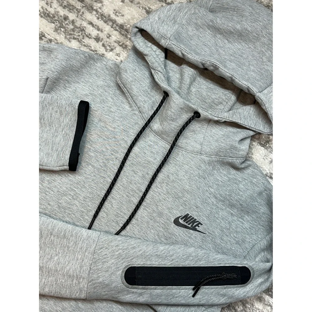 Nike Tech Fleece Hoodie Mens Size M Gray DD5174-063 Pullover Sweatshirt
